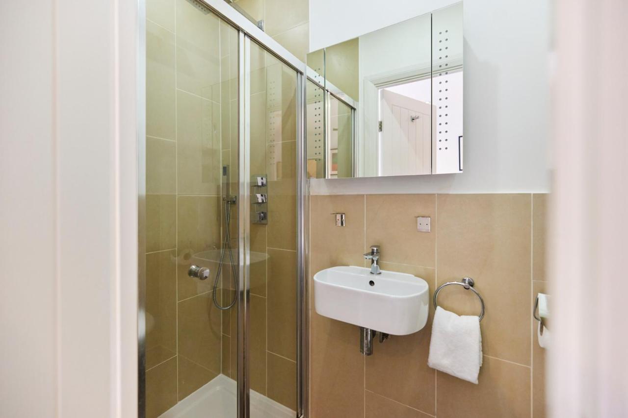 The Bermondsey Place - Cozy 2Bdr Flat ลอนดอน ภายนอก รูปภาพ